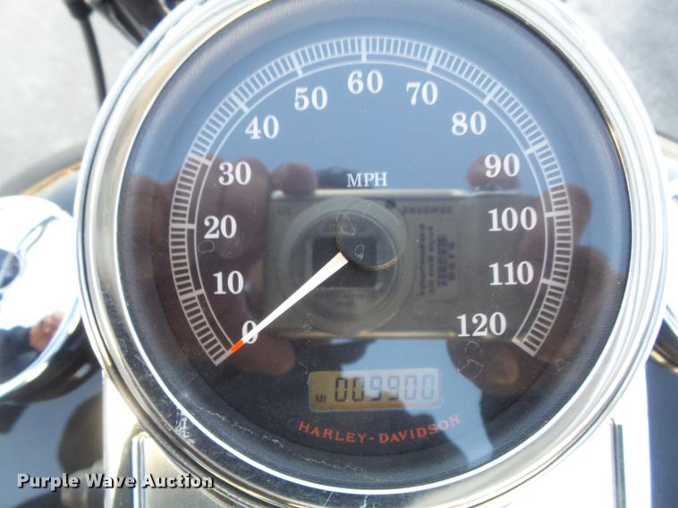 image for item CC9650 2010 Harley Davidson Road King Police motorcycle