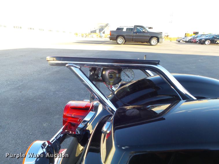 image for item CC9651 2010 Harley Davidson Road King Police motorcycle