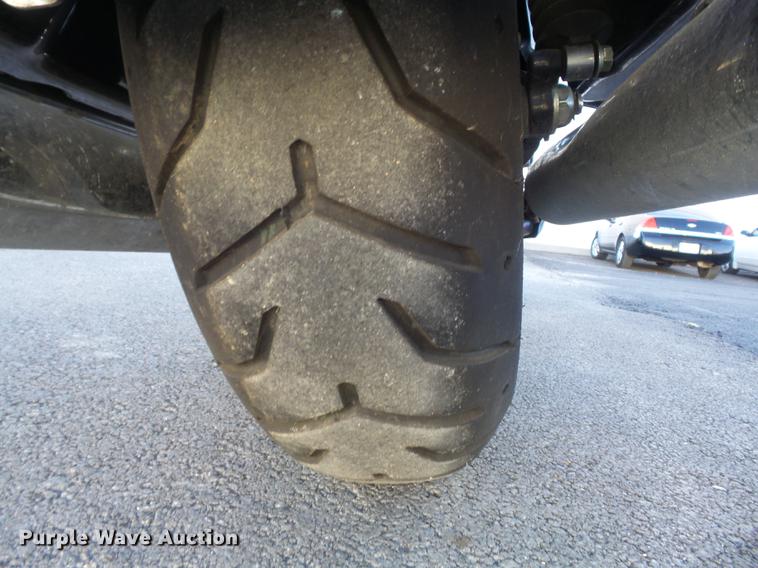 image for item CC9651 2010 Harley Davidson Road King Police motorcycle