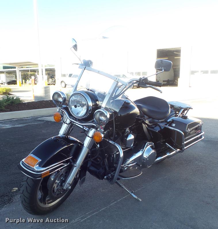 image for item CC9652 2012 Harley Davidson Road King Police motorcycle