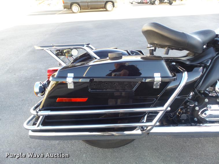 image for item CC9652 2012 Harley Davidson Road King Police motorcycle