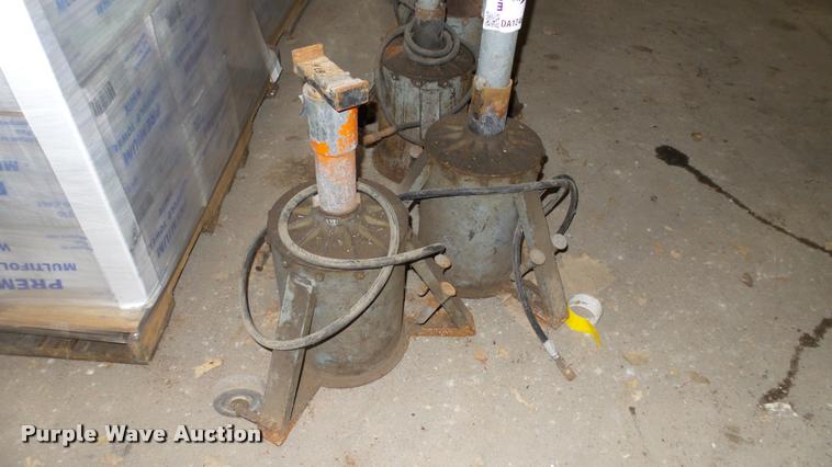 image for item DA1246 (6) shop jacks