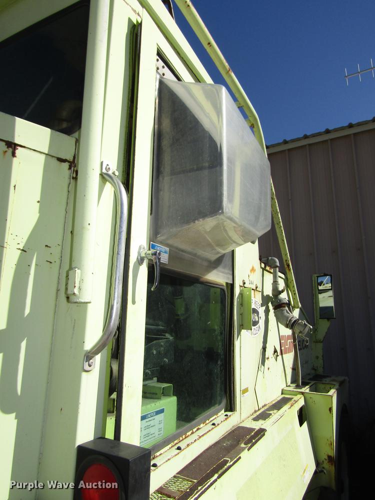 image for item DA3188 1996 Elgin Pelican Series P street sweeper