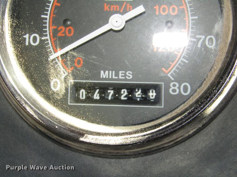 image for item DA3188 1996 Elgin Pelican Series P street sweeper