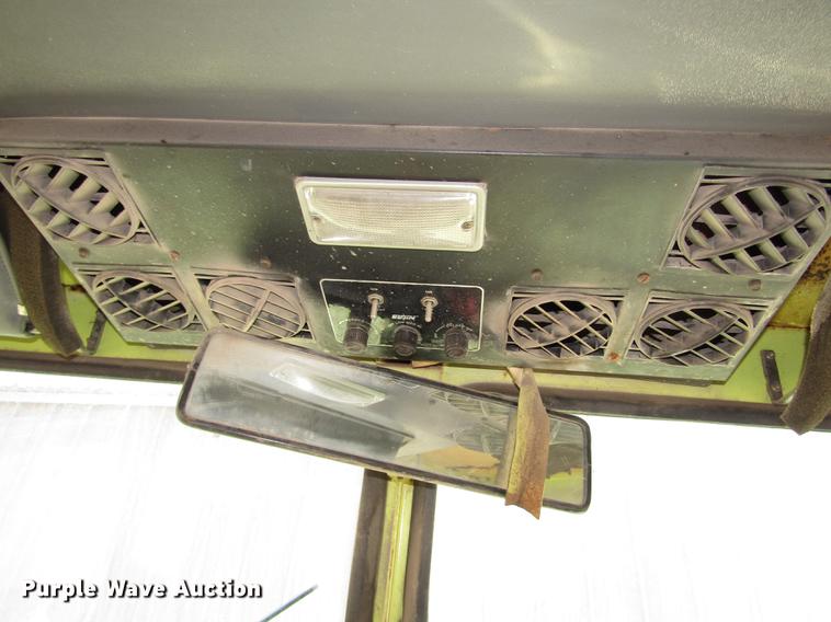 image for item DA3188 1996 Elgin Pelican Series P street sweeper