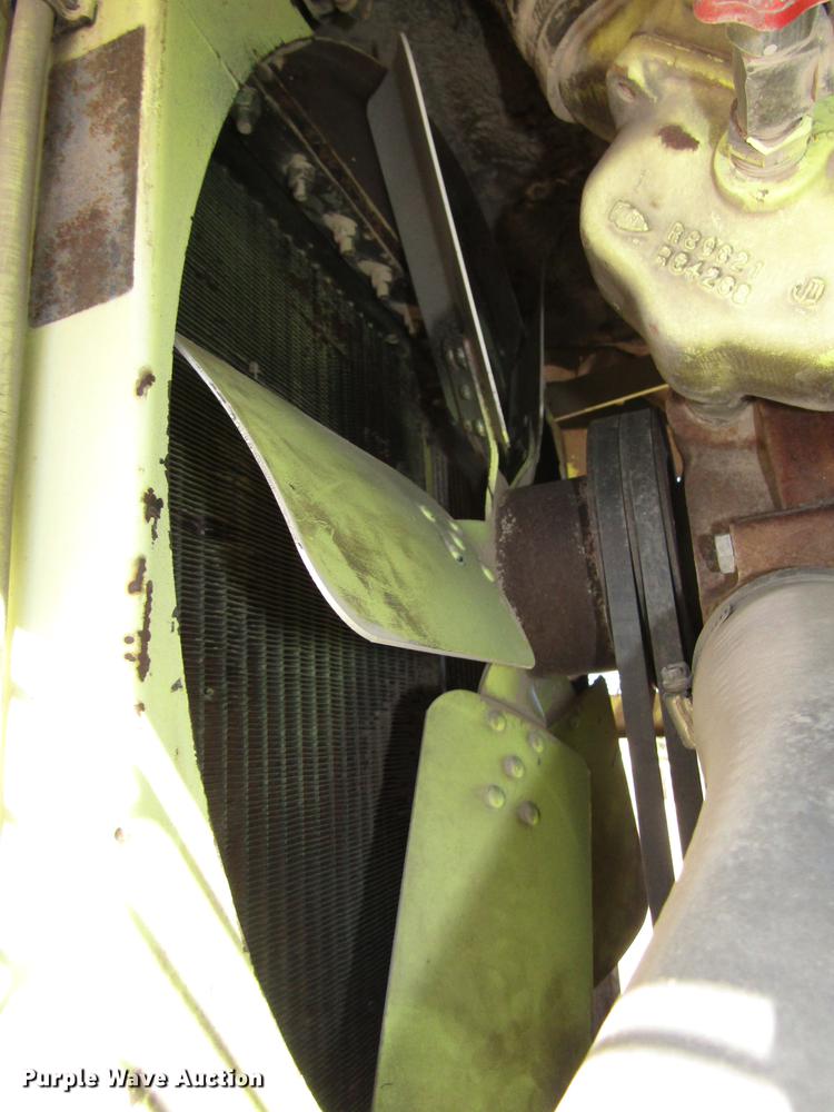 image for item DA3188 1996 Elgin Pelican Series P street sweeper