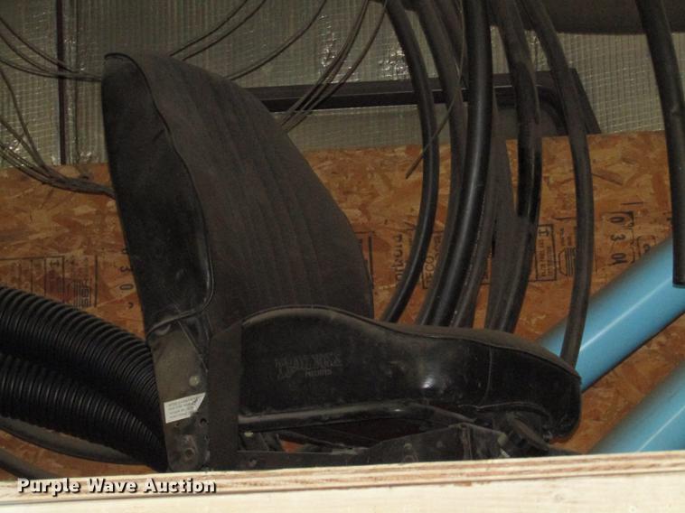 image for item DA3188 1996 Elgin Pelican Series P street sweeper