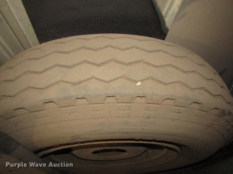 image for item DA3188 1996 Elgin Pelican Series P street sweeper