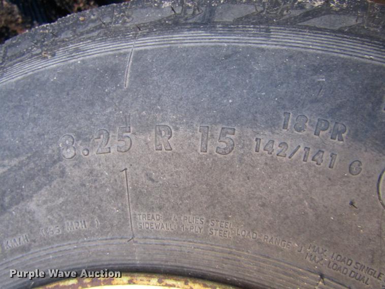 image for item DA3188 1996 Elgin Pelican Series P street sweeper