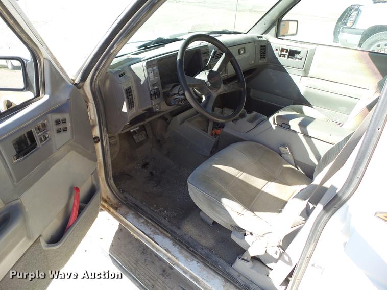 image for item DA7000 1994 Chevrolet S10 Blazer SUV