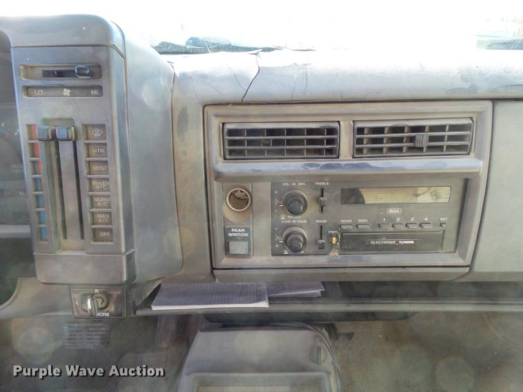 image for item DA7000 1994 Chevrolet S10 Blazer SUV