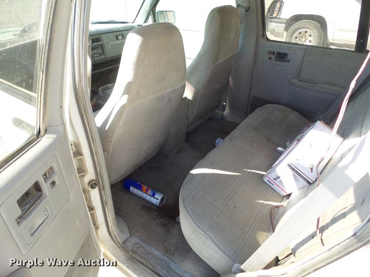image for item DA7000 1994 Chevrolet S10 Blazer SUV