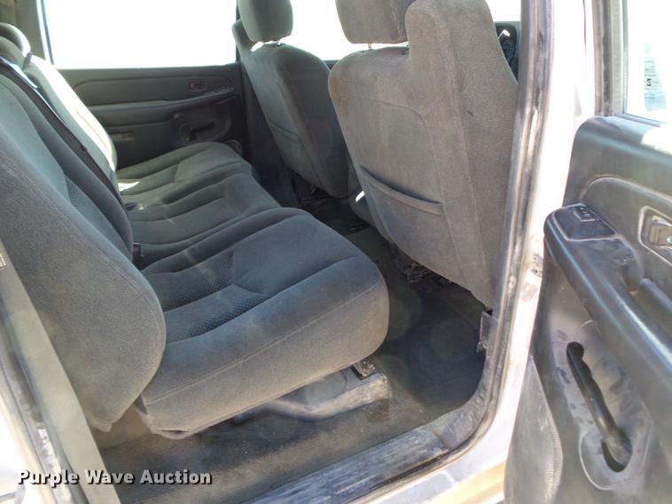 image for item DA7001 2005 Chevrolet Silverado 1500 Crew Cab pickup truck