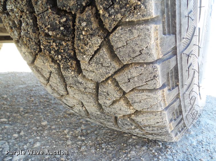 image for item DA7001 2005 Chevrolet Silverado 1500 Crew Cab pickup truck