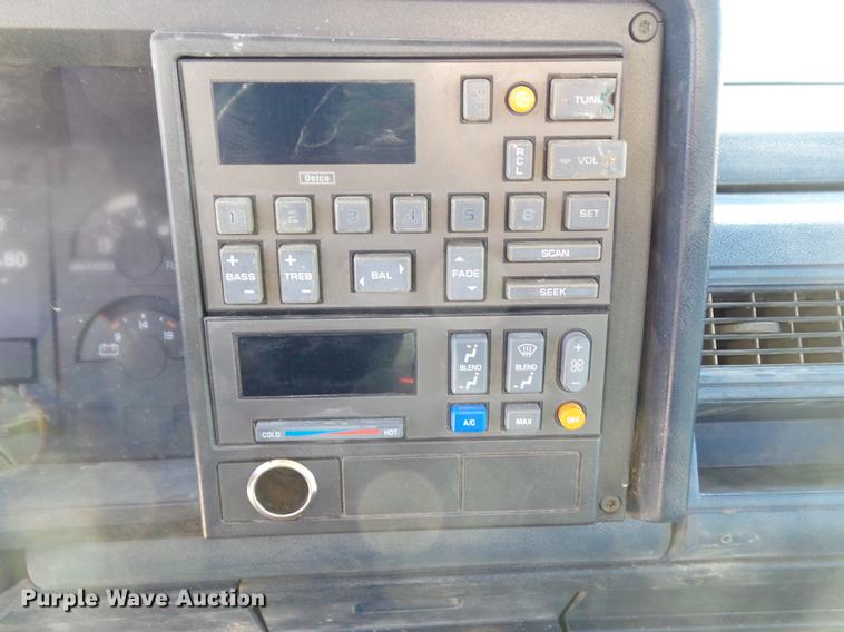 image for item DA7002 1991 Chevrolet 1500 pickup truck