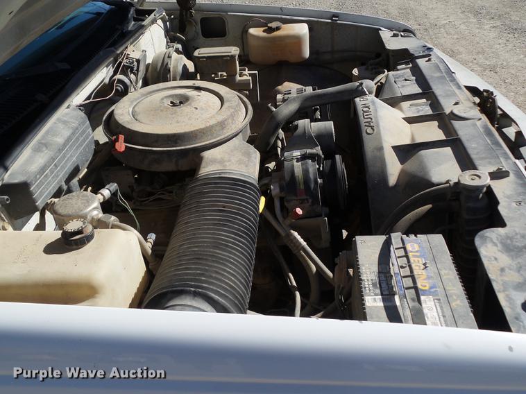 image for item DA7002 1991 Chevrolet 1500 pickup truck