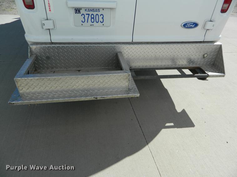 image for item DB1139 1989 Ford Econoline E350 ambulance