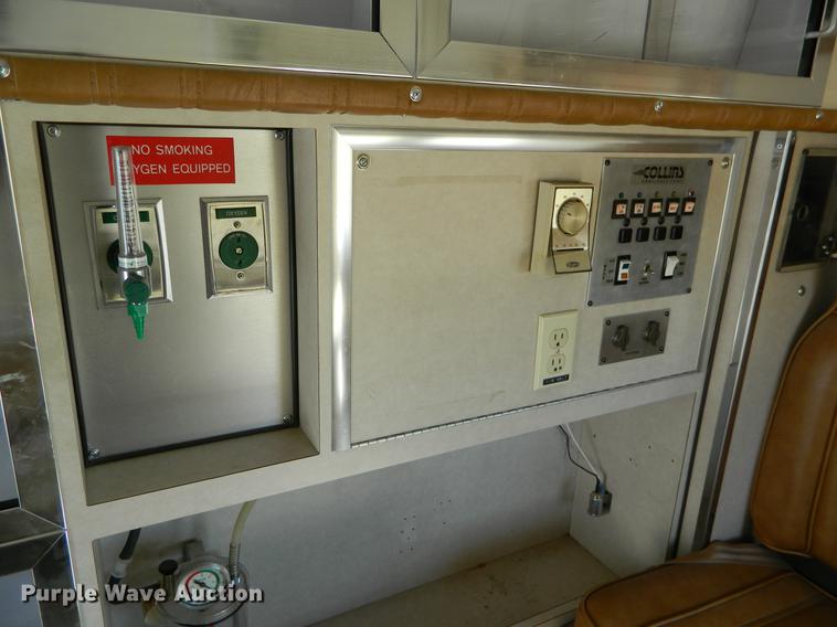 image for item DB1139 1989 Ford Econoline E350 ambulance