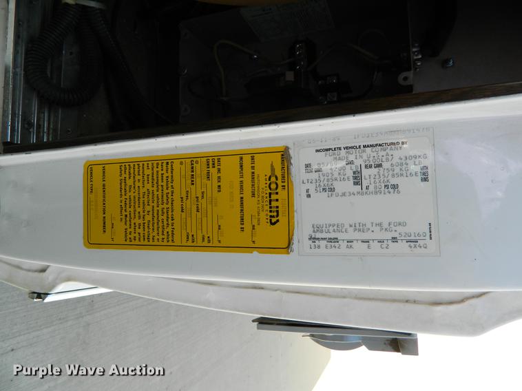 image for item DB1139 1989 Ford Econoline E350 ambulance