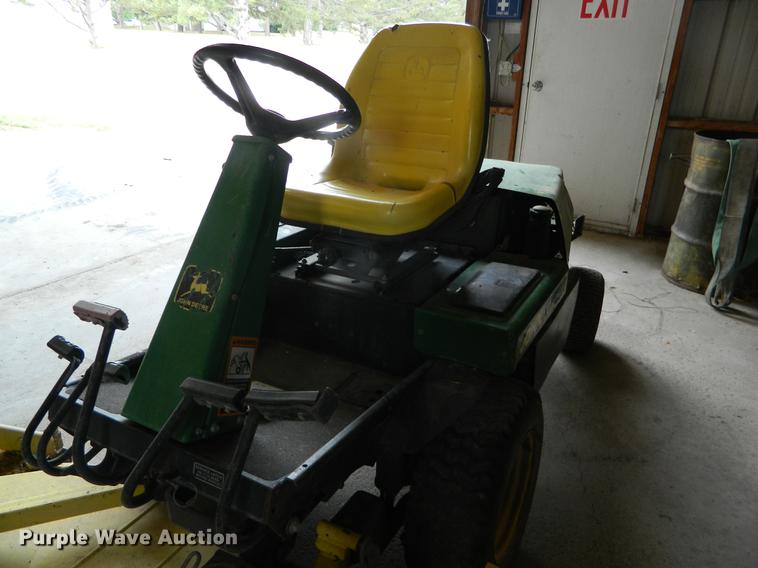 image for item DB1151 John Deere F925 lawn mower