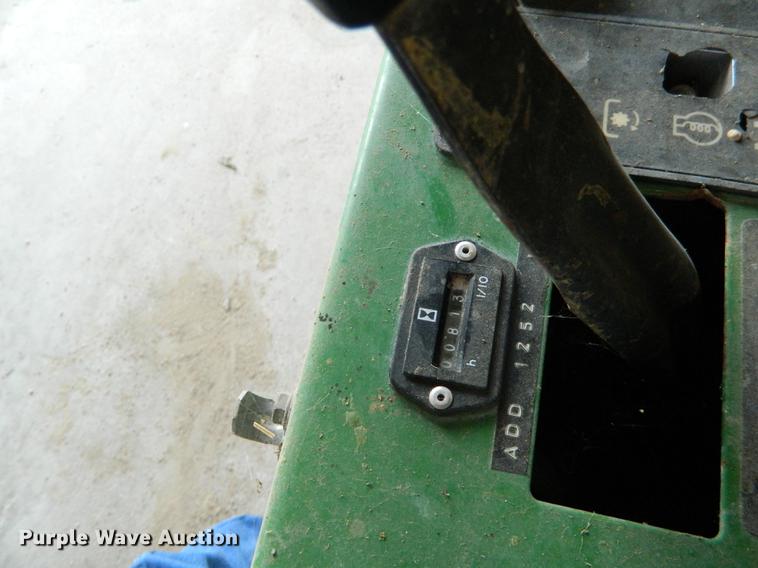 image for item DB1151 John Deere F925 lawn mower