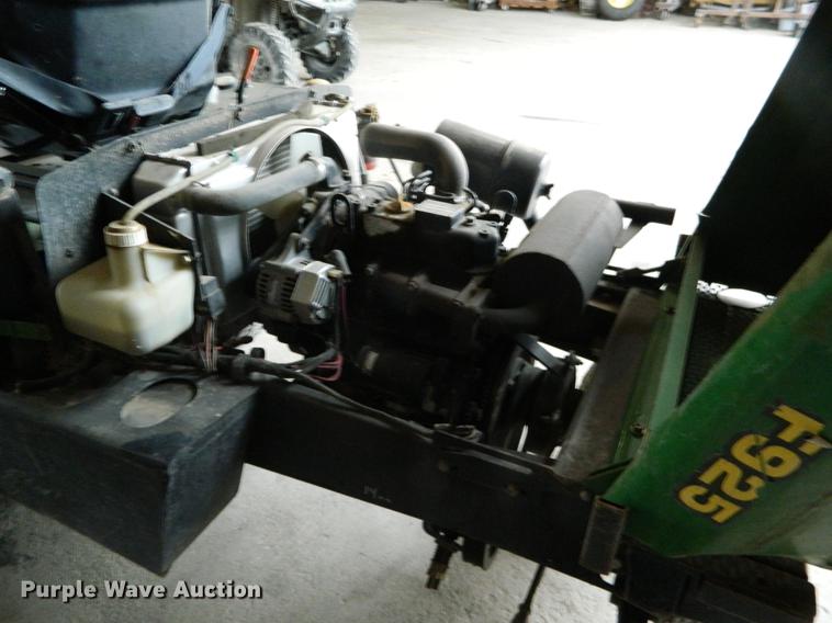 image for item DB1151 John Deere F925 lawn mower