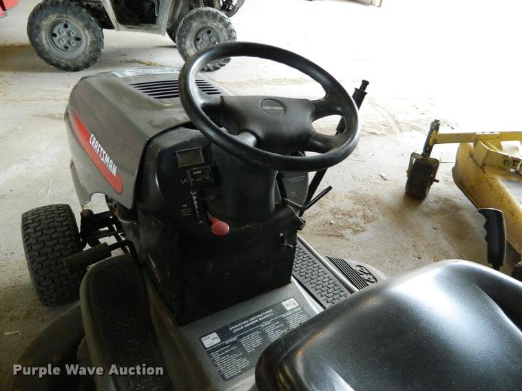 image for item DB1153 Craftsman LT2000 lawn mower