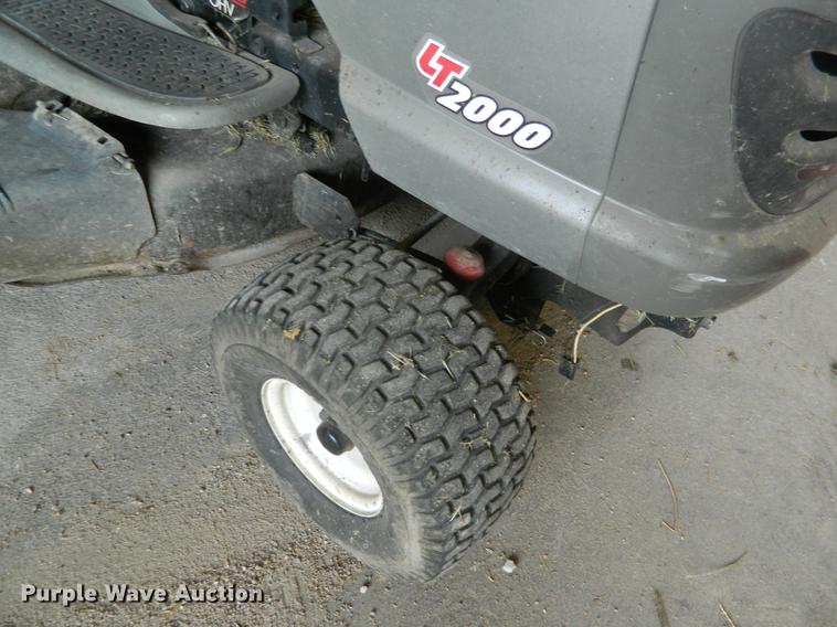 image for item DB1153 Craftsman LT2000 lawn mower