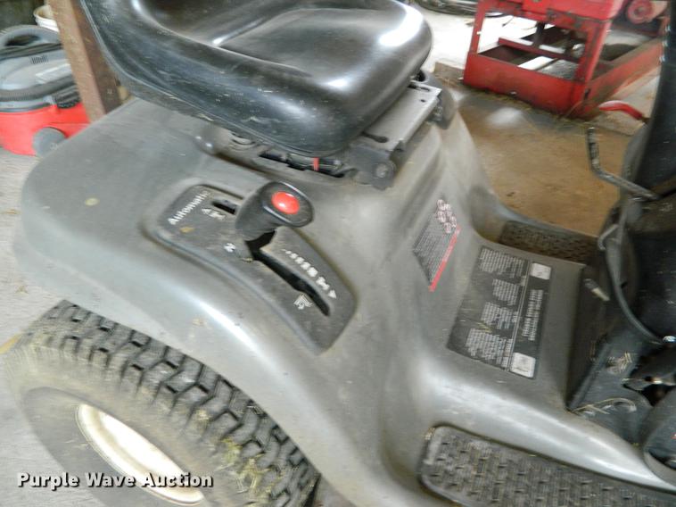 image for item DB1153 Craftsman LT2000 lawn mower
