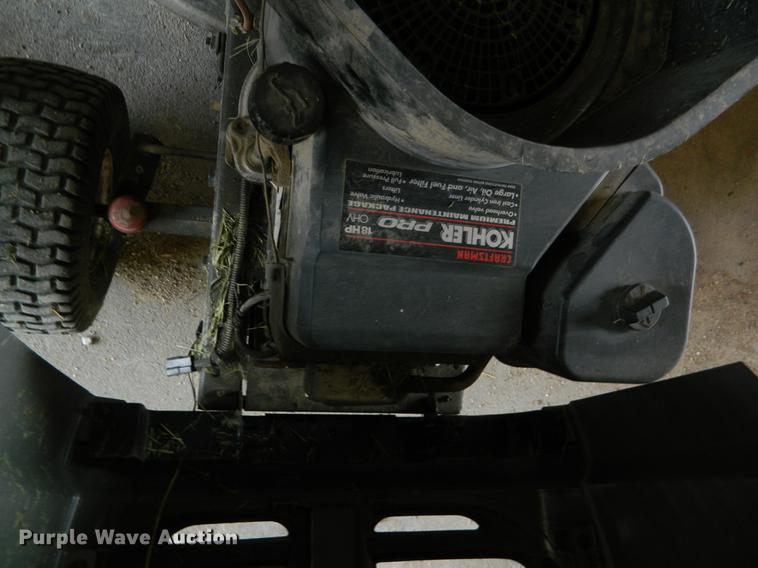 image for item DB1153 Craftsman LT2000 lawn mower