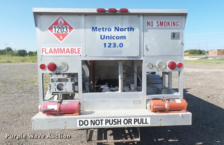 image for item DB3452 1991 Ford F600 fuel truck