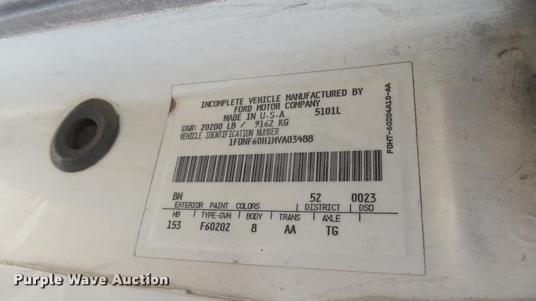 image for item DB3452 1991 Ford F600 fuel truck