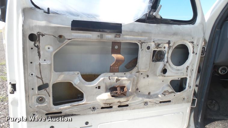 image for item DB3452 1991 Ford F600 fuel truck