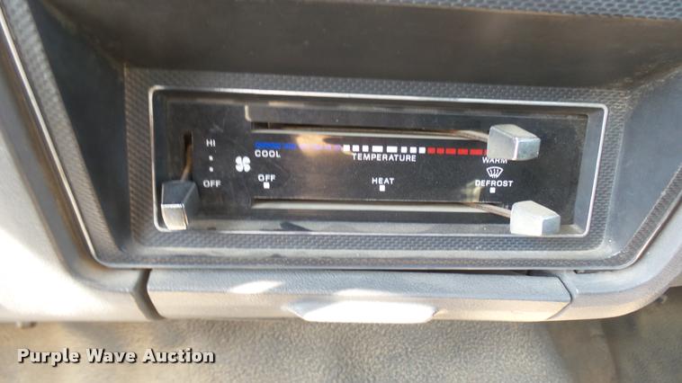 image for item DB3452 1991 Ford F600 fuel truck