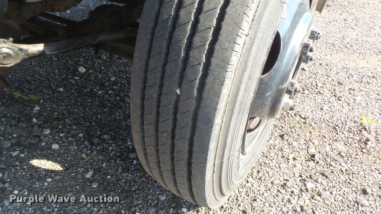 image for item DB3452 1991 Ford F600 fuel truck