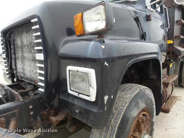 image for item DB6371 1995 Ford LNT8000 dump truck