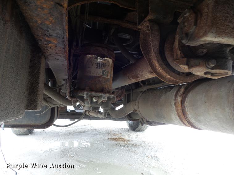 image for item DB6371 1995 Ford LNT8000 dump truck