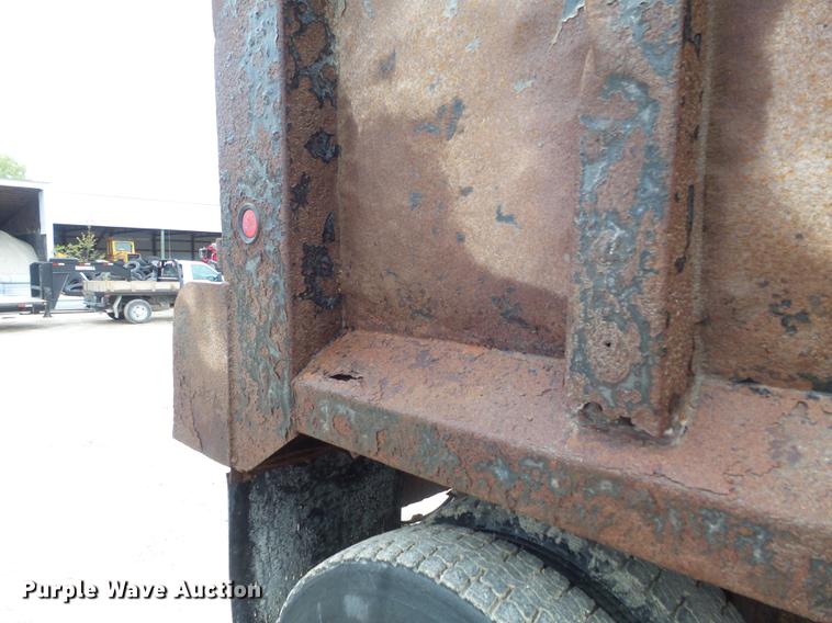 image for item DB6371 1995 Ford LNT8000 dump truck