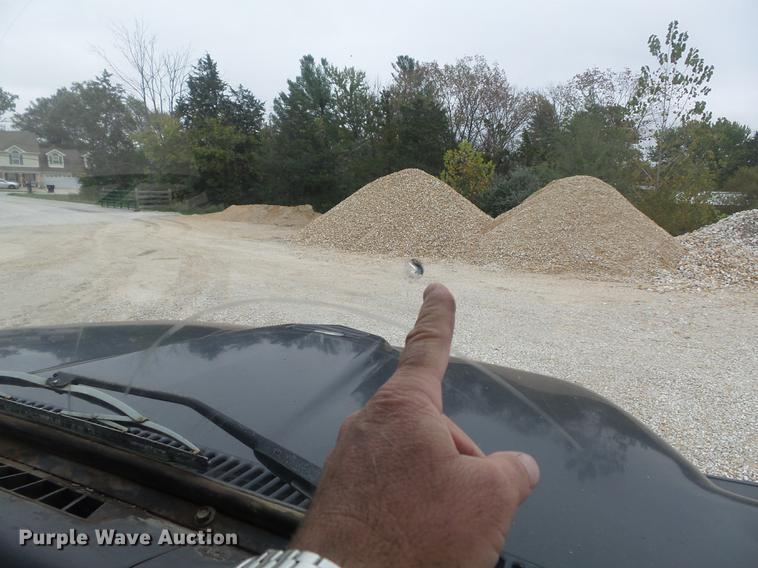 image for item DB6371 1995 Ford LNT8000 dump truck