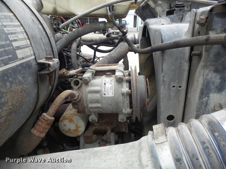 image for item DB6371 1995 Ford LNT8000 dump truck