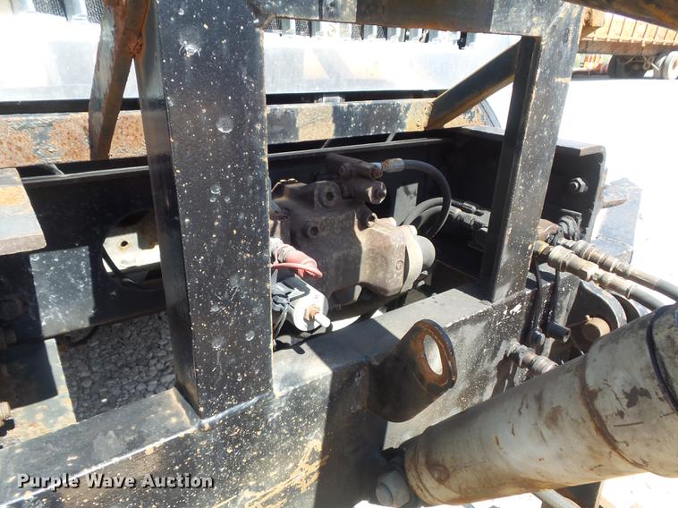 image for item DB6411 2006 International 7400 dump truck