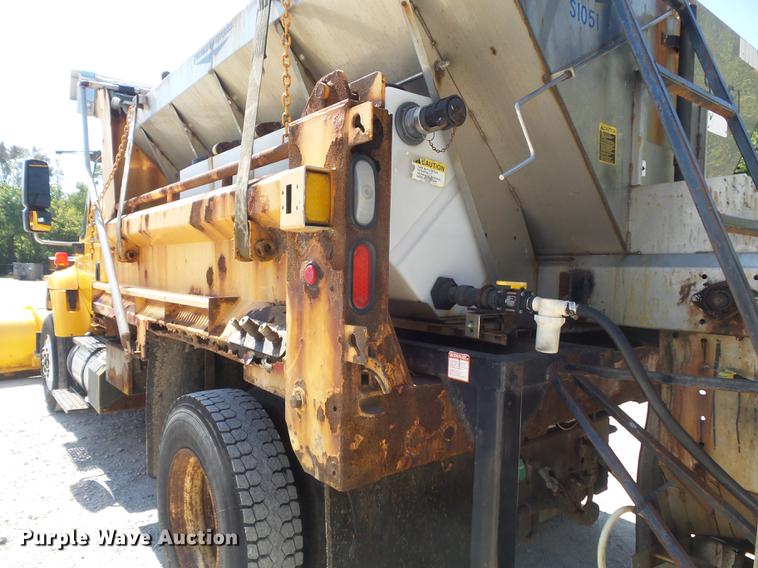 image for item DB6411 2006 International 7400 dump truck