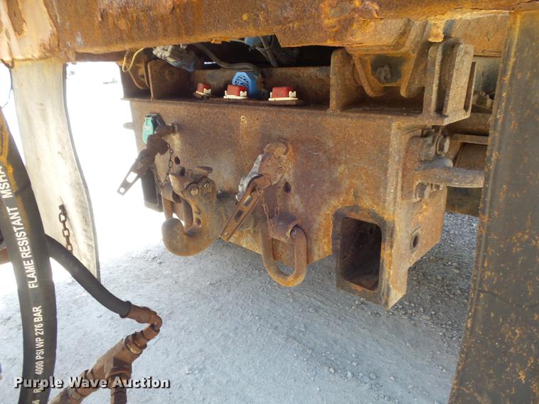 image for item DB6411 2006 International 7400 dump truck