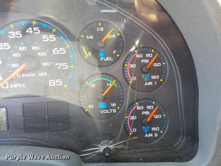 image for item DB6411 2006 International 7400 dump truck