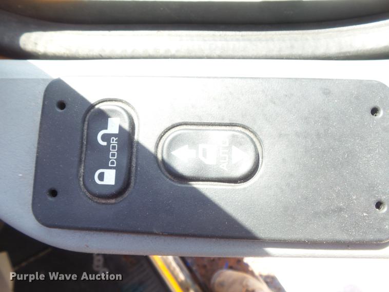 image for item DB6411 2006 International 7400 dump truck