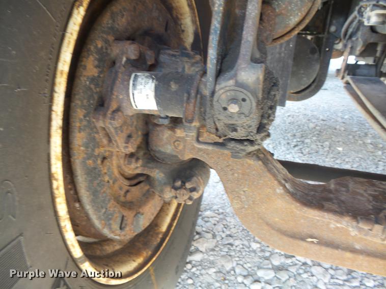 image for item DB6411 2006 International 7400 dump truck