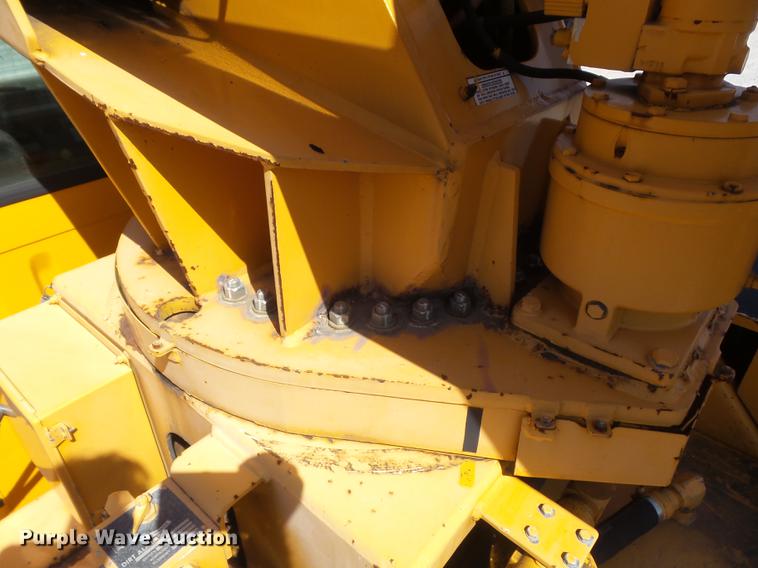 image for item DB6416 2002 International 4900 bucket truck