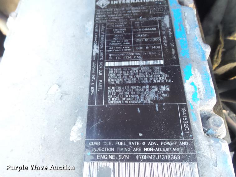 image for item DB6416 2002 International 4900 bucket truck