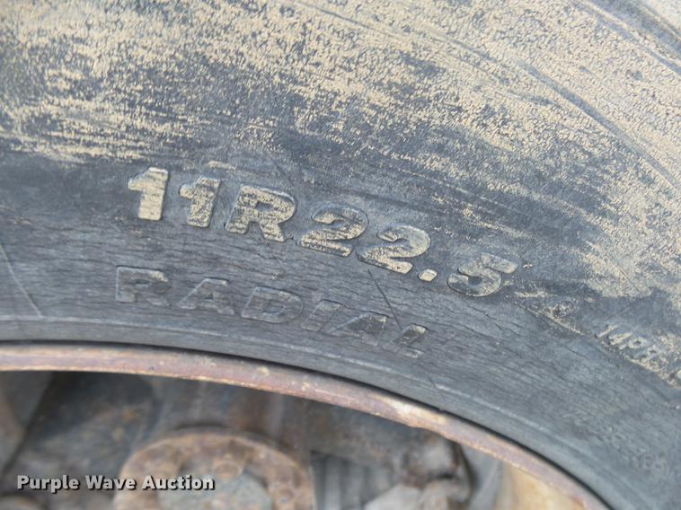 image for item DB7382 1995 International 4900 dump truck