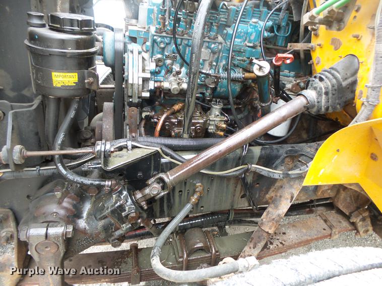 image for item DB7382 1995 International 4900 dump truck